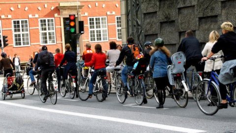 Bollo e targa sulle bici, ma non su tutte