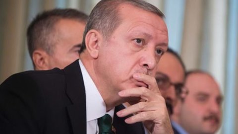 Erdogan amenință: vom trimite milioane de refugiați în Europa dacă UE critică