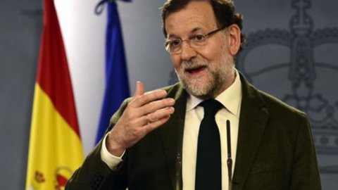 Cataluña: la Consulta española rechaza la moción de independencia