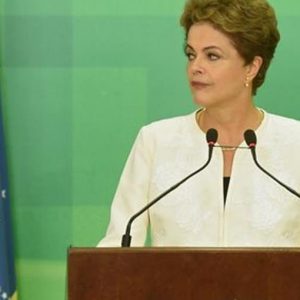 Brasil votará hoy, cara a cara Roussef-Silva