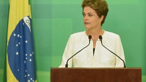 ブラジル、ジルマ大統領の弾劾への道