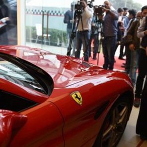 Ferrari: Subsídio de Natal de 5 euros para funcionários