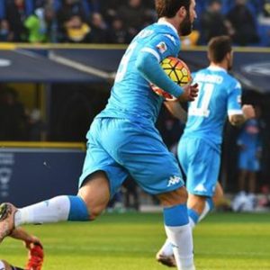 Serie-A-Meisterschaft – Sensationell in Bologna: Double Destro schlägt Napoli (3:2)