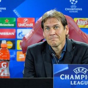 Champions League: la Roma si qualifica ma è subissata di fischi per il mediocre pareggio col Bate