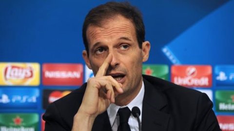 Champions League: la Juve si qualifica ma perde il primato a Siviglia, la trafigge l’ex Llorente