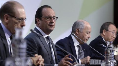 Climate, historic agreement in Paris: the increase in temperature must be well below 2 degrees