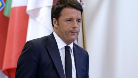 Banks, Renzi: "Ne dolaptaki iskeletler ne de adam kayırma, kim hata yaptıysa bedelini ödeyecek"