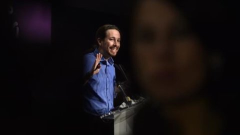 西班牙：社会主义者和 Podemos 反对可能的拉霍伊政府，马德里陷入混乱