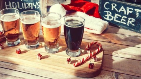 Natale e Capodanno: per il brindisi va di moda la “Birra di Natale”