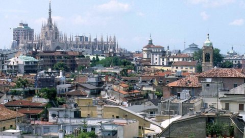 Anti-smog: desde hoy los coches y las motos están bloqueados en Milán y las matrículas alternas en Roma