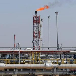 Petrolio: prezzi ancora in calo, W.Texas supera Brent
