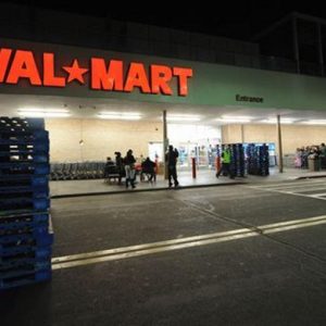 Internet no asusta a Wal-Mart, que gana fuerza dentro y fuera de EE.UU.