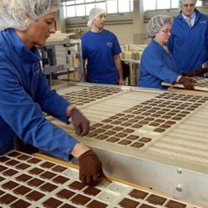 Disoccupazione ferma, ma occupazione frena