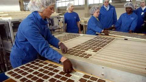 Disoccupazione ferma, ma occupazione frena