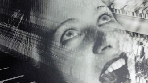 मिलान, 1930-1970 की अप्रकाशित तस्वीरें गैलेरिया कार्ला सोज़ानी में प्रदर्शित की गईं