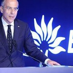 Enel: nuova linea di credito per 1 mld di dollari dalla Cina