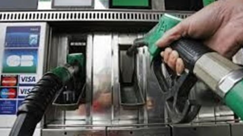 Carburanti, corsa al rialzo dopo l’Opec