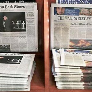 Газеты: в США только 2 газеты продаются тиражом более 500 XNUMX экземпляров в день.