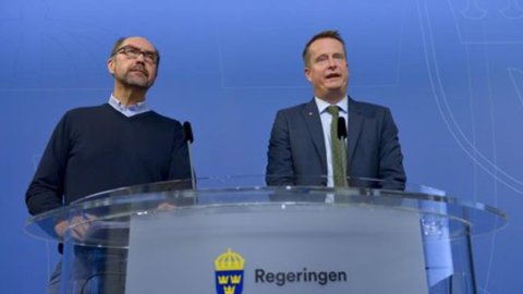 Svezia pronta a espellere fino a 80mila migranti