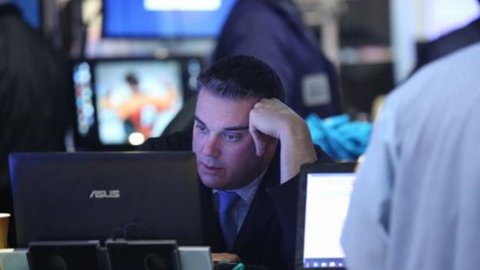 Borse, l’Orso avanza. Spread sotto pressione