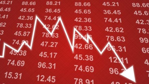 Stock market, profit taking pushes Ftse Mib below 24 thousand