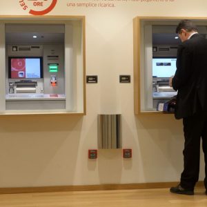 Banche, Abi: più prestiti, meno sofferenze