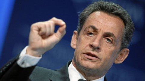 Sarkozy indagato per finanziamento illegale