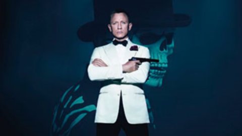 Memorabilia de James Bond Spectre do filme em leilão online