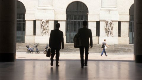 Il petrolio torna a spaventare i mercati