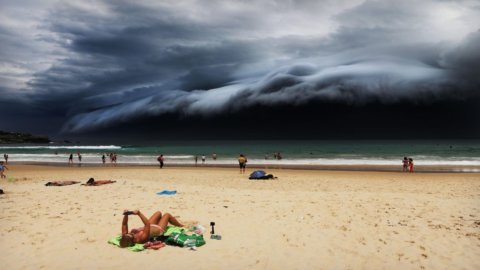 The storm of clouds awarded at the World Press Photo 2016