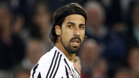 Juve struggled but beat Lazio with another goal from Khedira