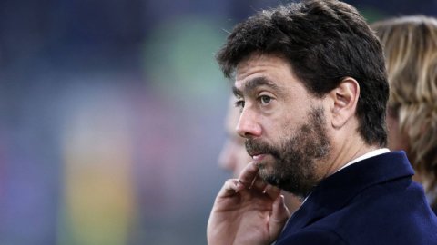 Juve-ultrà, Agnelli rischia 2,5 anni