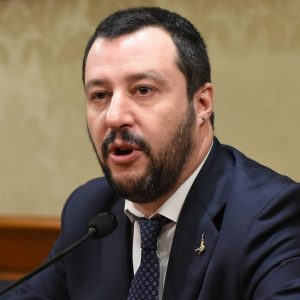 Referendum M5S: coba Salvini atau tidak?