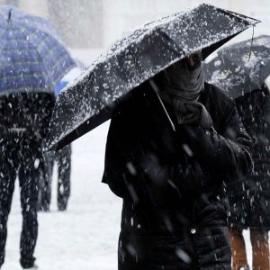 Meteo: week end instabile ma mite, da lunedì il gelo