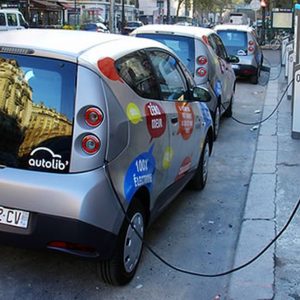 Bollorè Carsharing gibt sein Debüt in Turin