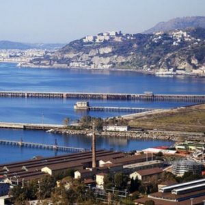 Renzi: “A Bagnoli nessuna cementificazione, bonifica storica”