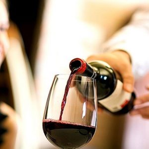 Vini: ecco perché l’export italiano vale metà di quello francese