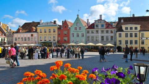 Estonia: conti stabili, debito basso e buona crescita ma occhio alla demografia