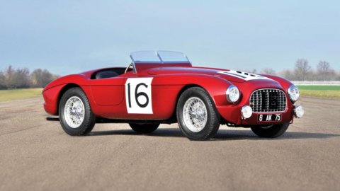 Sotheby's Milán, 1 de mayo con el Ferrari 340 America Barchetta