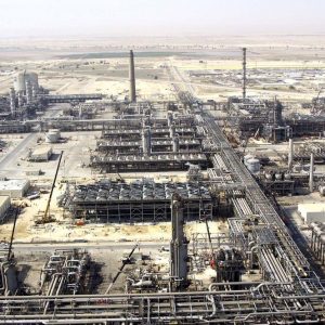 Petrolio, la contromossa di Riad: cessione del 5% Aramco e super-Fondo da 2mila mld di dollari