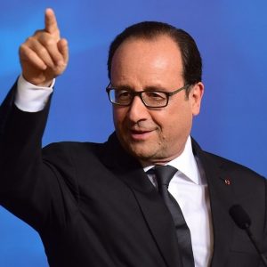 Hollande: "La derecha soberanista (Italia incluida) cambia de táctica: ya no abandona la UE, sino que la sabotea desde dentro"