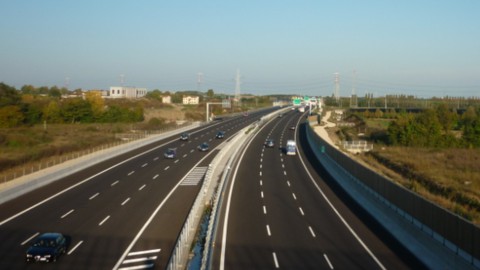 Abertis, Acs prepara contro Opa