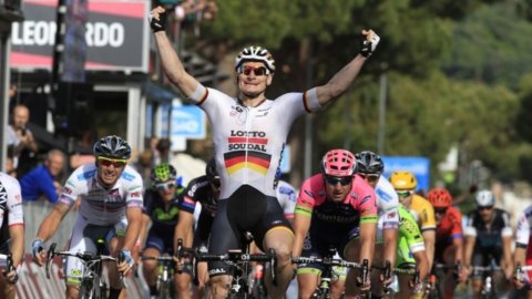 Giro: sumptuous encore for Greipel