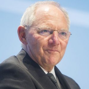 Qe, Schaeuble: “Mi fido di Draghi”