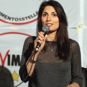 Roma: boom MS5 con Raggi e Pd al ballottaggio. Milano: Sala di misura su Parisi