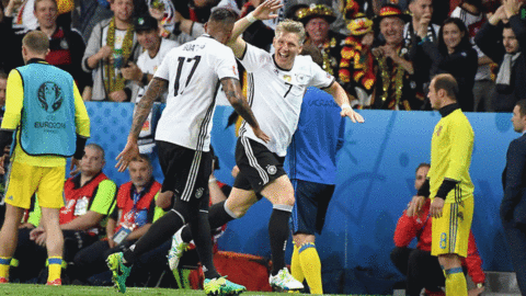 Europeos, Alemania bien: 2-0 a Ucrania