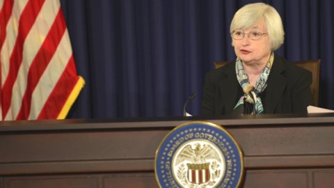 Yellen ne touche pas aux taux mais craint le Brexit