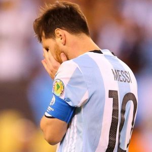 Frode fiscale, 21 mesi per Messi e suo padre