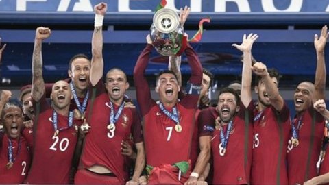 Portogallo campione d’Europa con CR7 ko