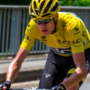 Tour de France: Aru cede, Froome ok